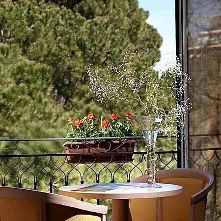 Giardino Hotell