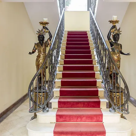 ジャルディーノ イングレーゼ ホテル